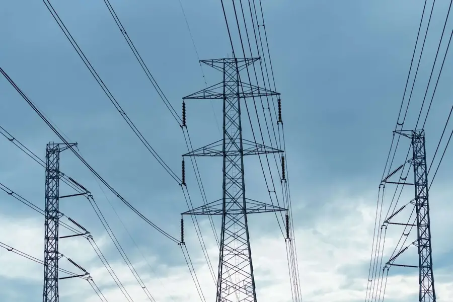 YÜKSEK GERİLİM VE ENERJİ NAKİL HATTI TASARIMI VE MONTAJI